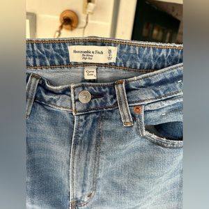 Abercrombie & fitch skinny high rise curve love jeans size 26